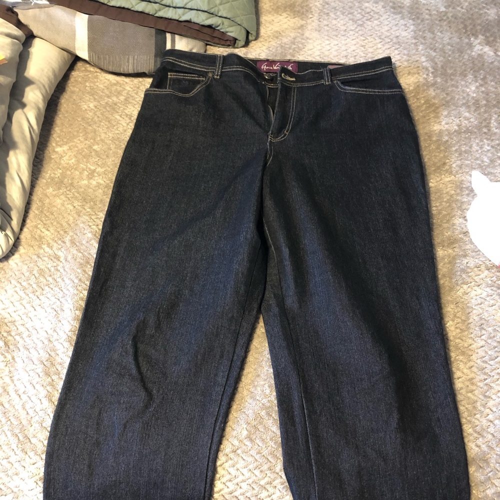 Jeans - Picture 2 of 7